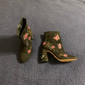 Butterfly booties